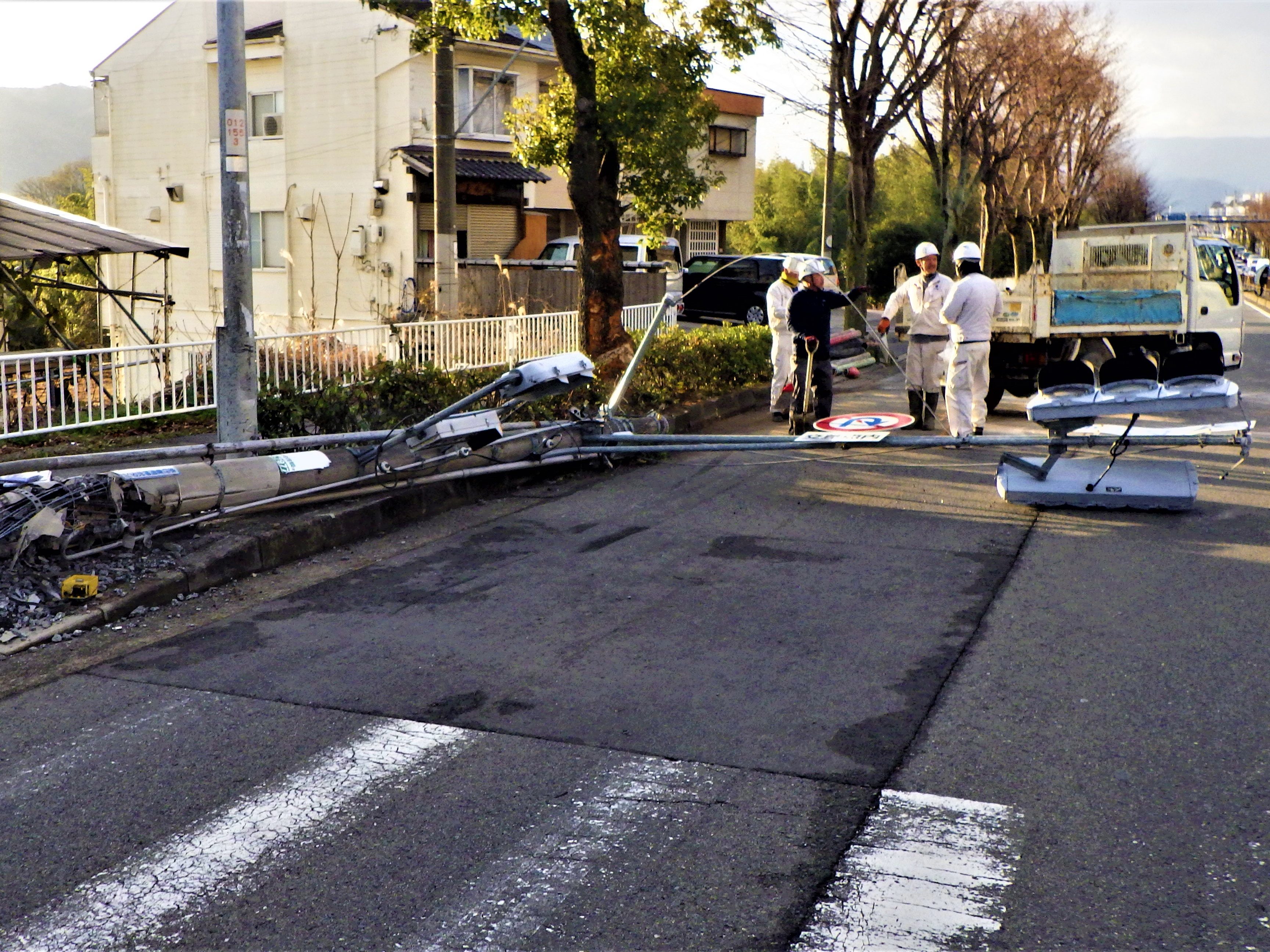 交通信号機・交通安全施設工事